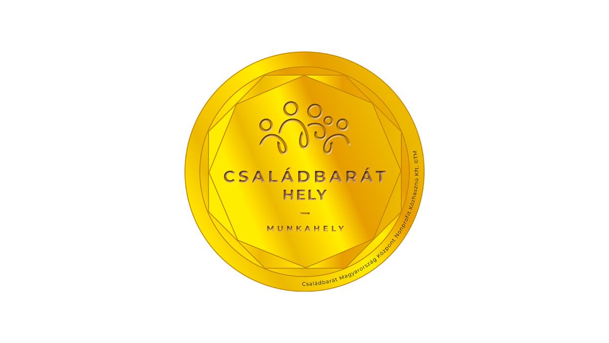 A kép a Családbarát Hely minősítés logóját ábrázolja.